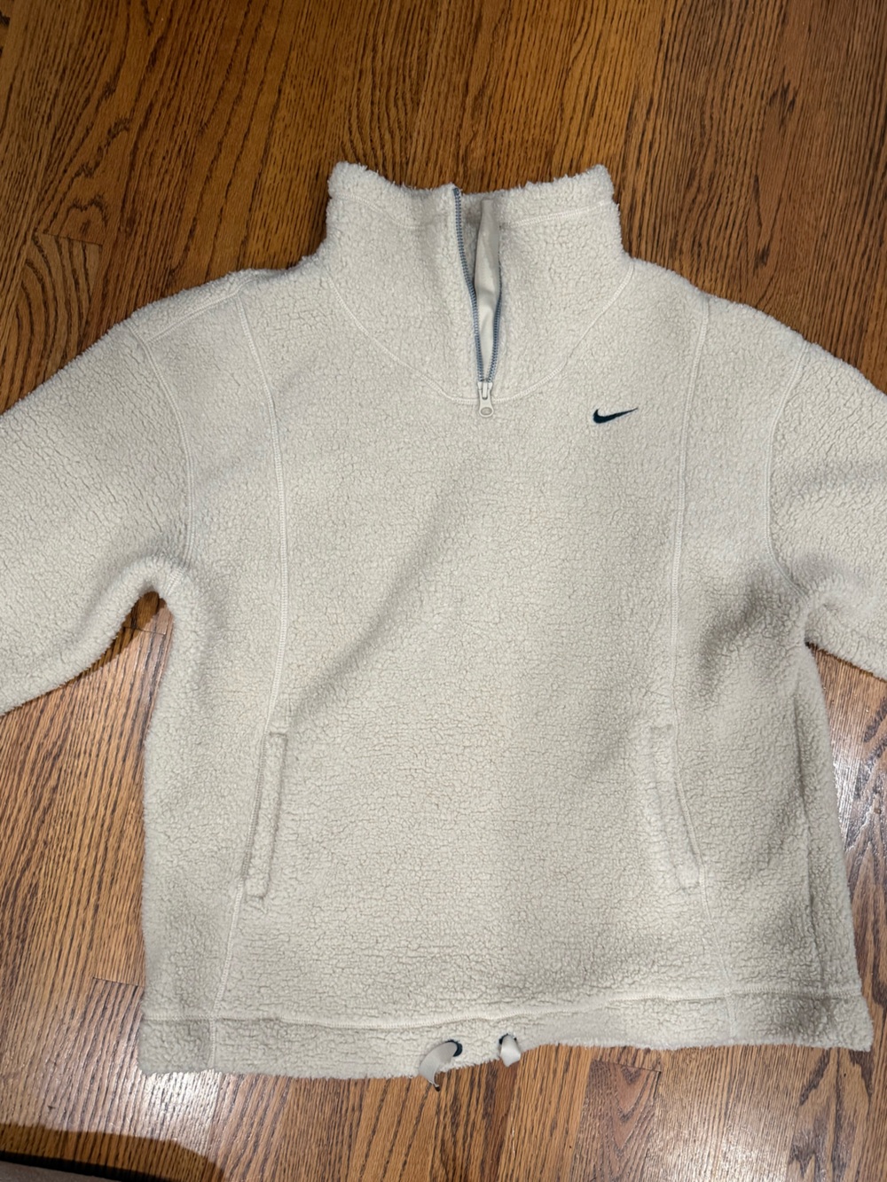 Nike Women’s Therma Training Fleece Pullover Size S; color Cream